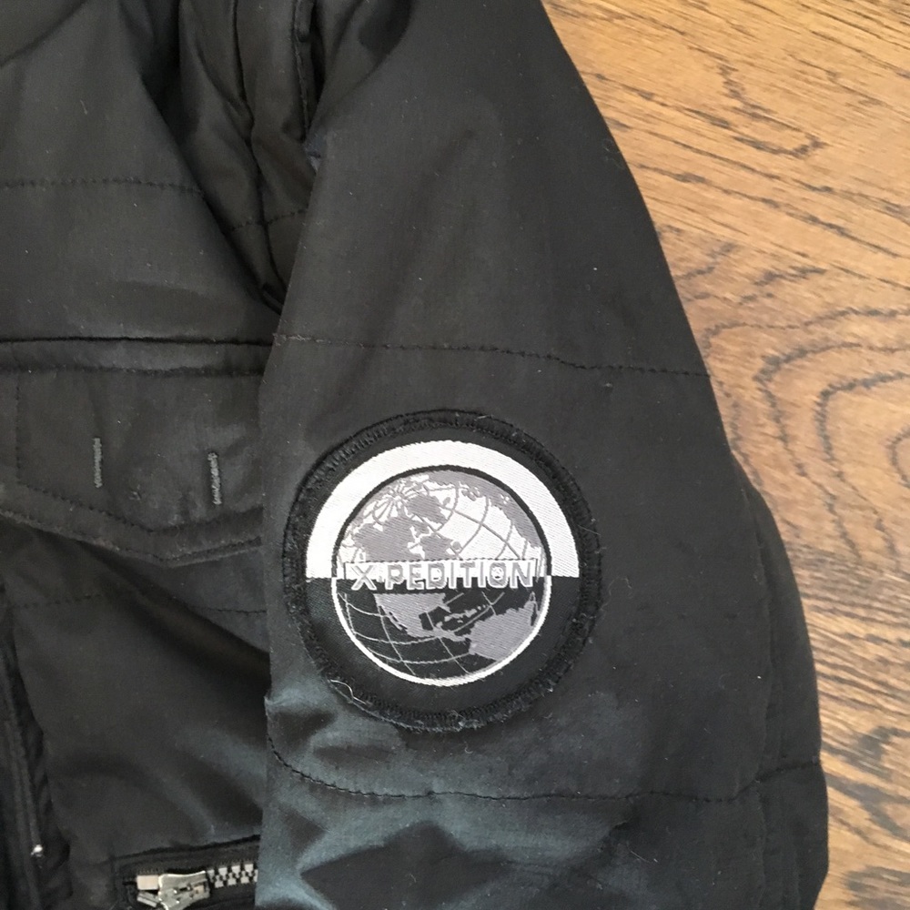 Expedition black jacket - Picture 2 of 5
